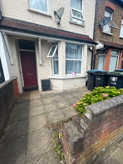 3 Bedroom Terraced House To Rent In Bertram Road, Enfield, EN1