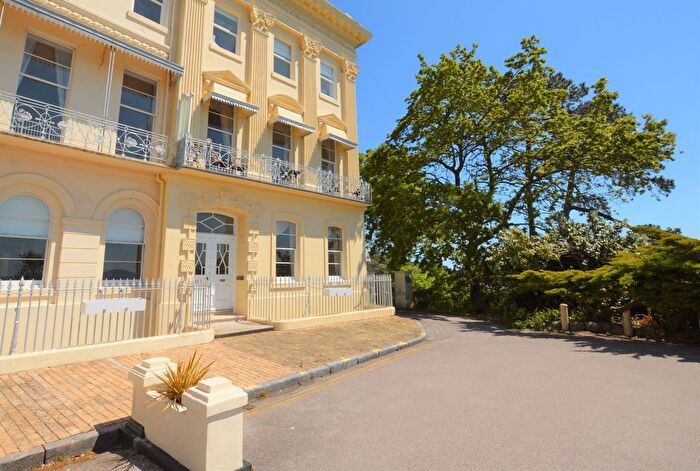 2 Bedroom Flat To Rent In Hesketh Crescent, Torquay, TQ1