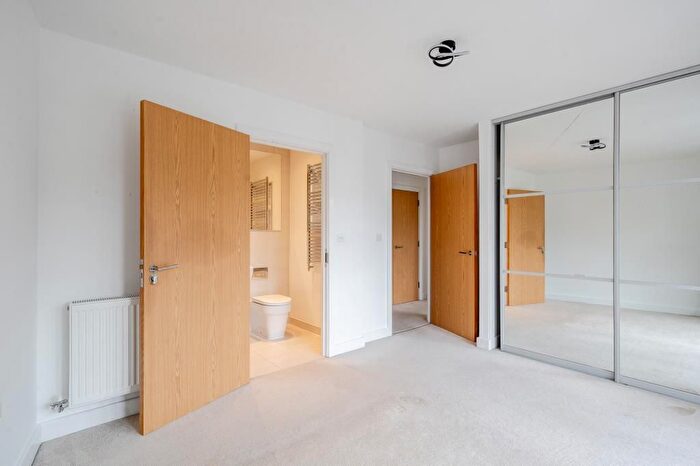 2 Bedroom Flat To Rent In Carolina Drive, High Wycombe, HP11