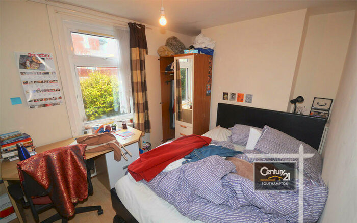 3 Bedroom Flat To Rent In |Ref: |, Broadlands Road, Southampton, SO17