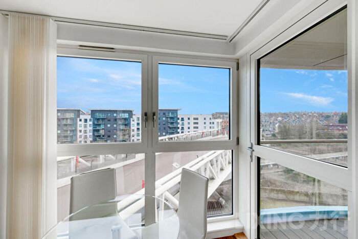 1 Bedroom Apartment For Sale In Queensland Road, Holloway, N7
