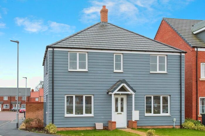 4 Bedroom Detached House For Sale In Ghent Field Circle, Thurston, Suffolk, IP31
