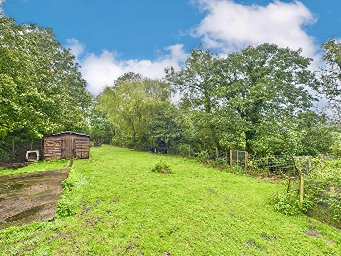 3 Bedroom Detached House For Sale In Llethri Road, Felinfoel, Llanelli, SA14