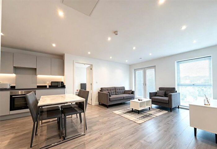 2 Bedroom Apartment To Rent In Willow Road, Leeds, West Yorkshire, LS4