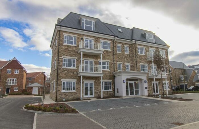 1 Bedroom Apartment To Rent In Sundew Avenue, Fleet, GU51