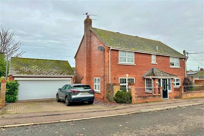 4 Bedroom Detached House For Sale In The Pippins, Beridge Road, Halstead, CO9