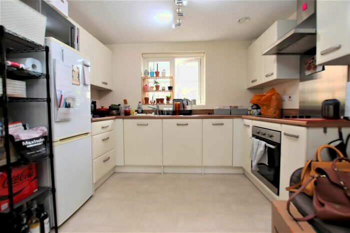 2 Bedroom Flat To Rent In Frome Road, Radstock, BA3