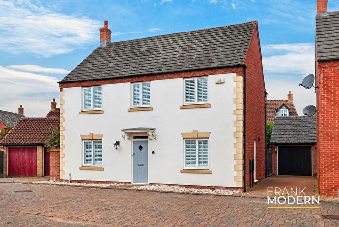 4 Bedroom Detached House For Sale In Knighton Close, Hampton Vale, PE7