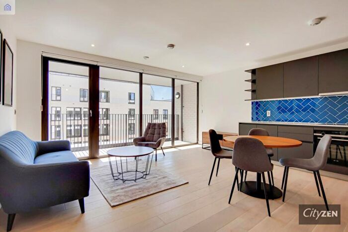 2 Bedroom Flat To Rent In Rosewood Building, Cremer Street, Shoreditch, London, E2