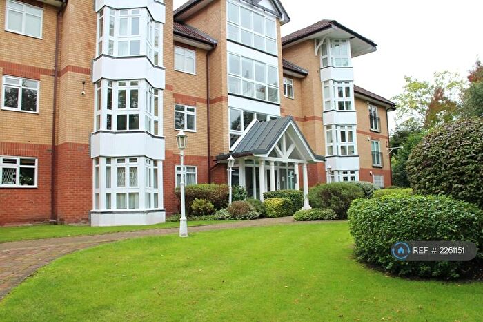 2 Bedroom Flat To Rent In Riverside Gardens, London, N3