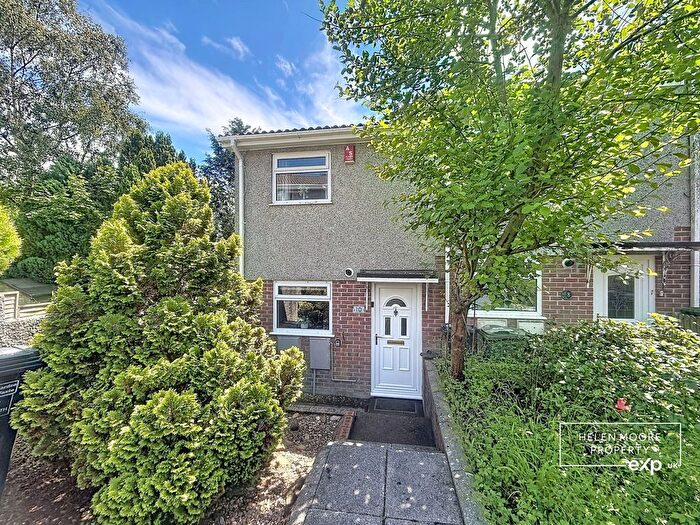 2 Bedroom End Of Terrace House For Sale In Frewin Gardens, Southway, Plymouth, PL6