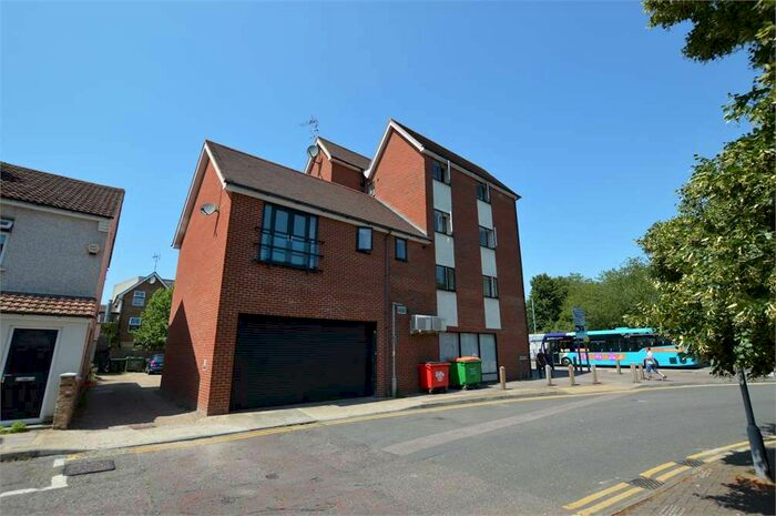1 Bedroom Flat To Rent In Homegardens, Apple Court, Kent, DA1