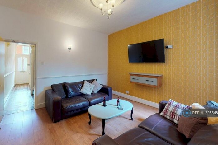 5 Bedroom Terraced House To Rent In Beaconsfield Road, Leicester, LE3