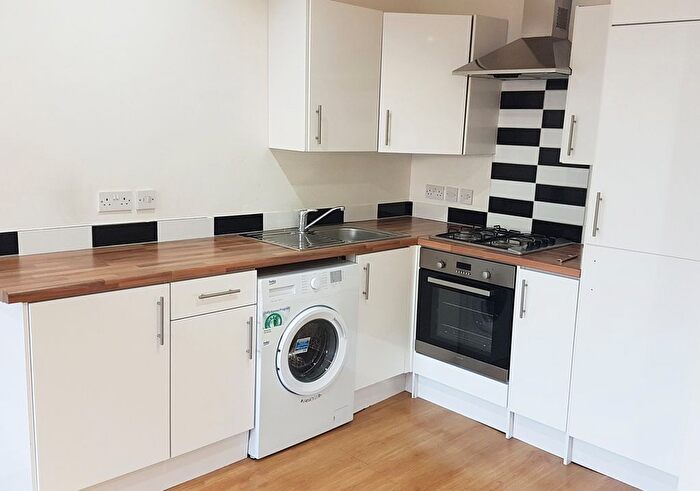 1 Bedroom Flat To Rent In Finborough Road, London, SW17