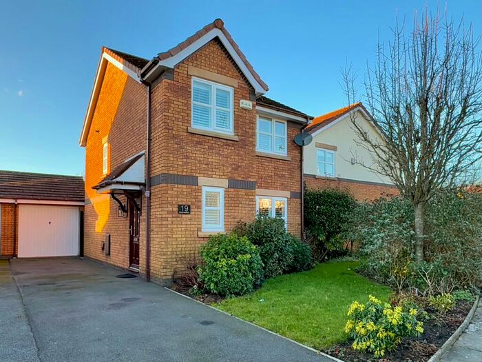 3 Bedroom Detached House For Sale In Kings Meadow, Ainsdale, Southport, PR8