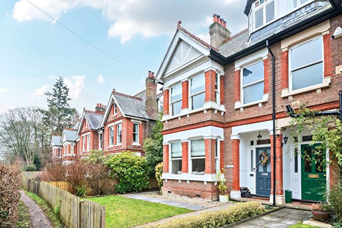 5 Bedroom Semi Detached House For Sale In London Road, Little Kingshill, HP16