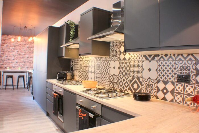 9 Bedroom Town House To Rent In Paget Road, Leicester, LE3