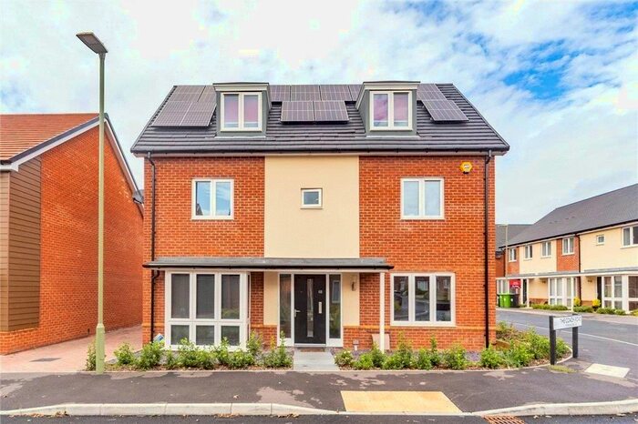5 Bedroom Detached House To Rent In The Coach Road, Basingstoke, RG23