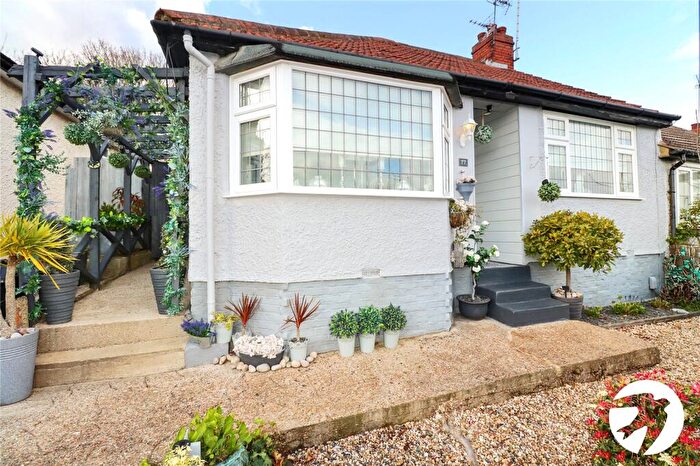 4 Bedroom Bungalow For Sale In Holly Hill Road, Erith, Kent, DA8