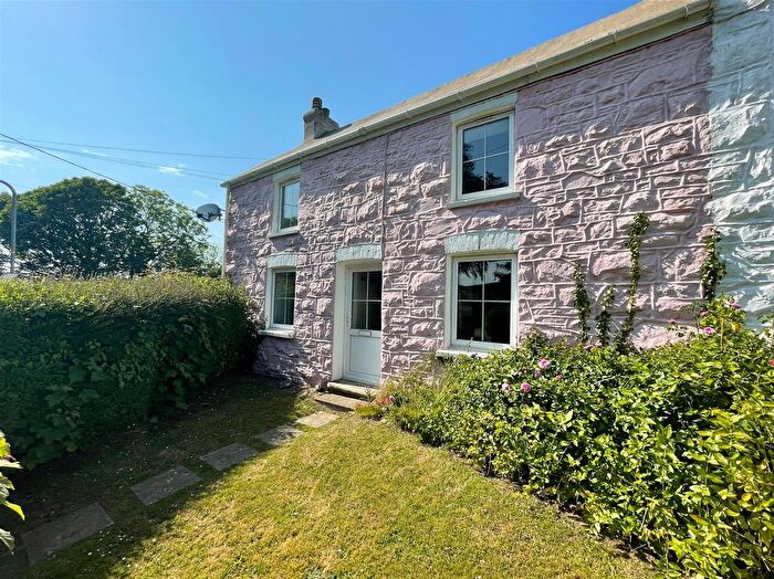 2 Bedroom Cottage For Sale In St. Nicholas, Goodwick, SA64