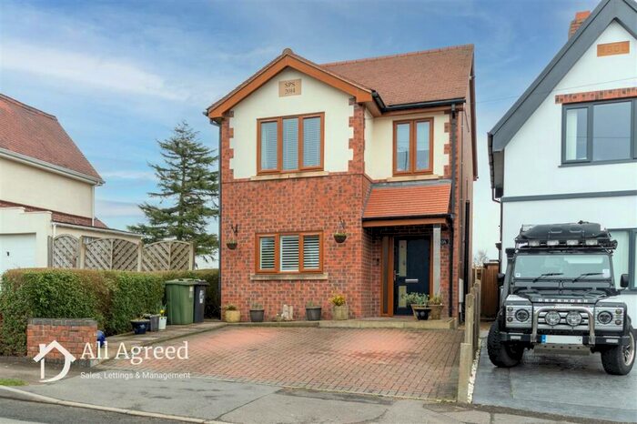 3 Bedroom Detached House For Sale In Station Road, Denby, DE5