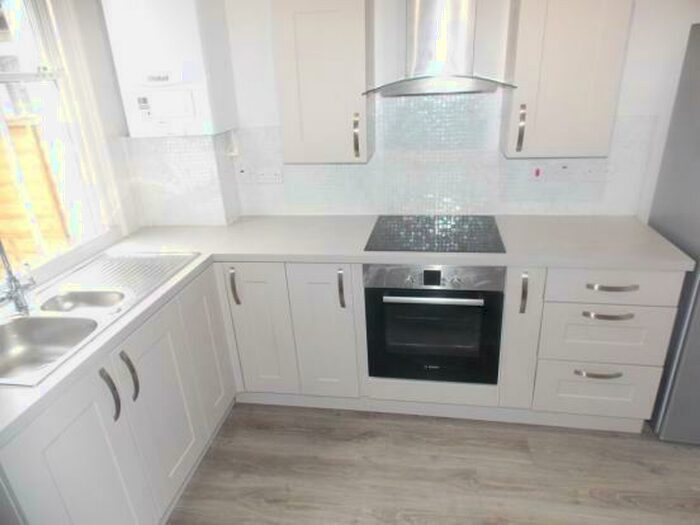 2 Bedroom Terraced House To Rent In Tennyson Road, Stratford, London, E15