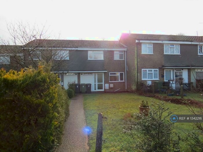 3 Bedroom Terraced House To Rent In Larch Road, Headley Down, Bordon, GU35
