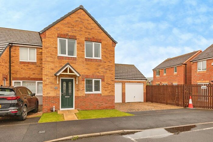 3 Bedroom Semi Detached House For Sale In Poppy Close, Ormesby, Middlesbrough, TS7