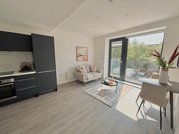 1 Bedroom House To Rent In Buckingham Court, MK9