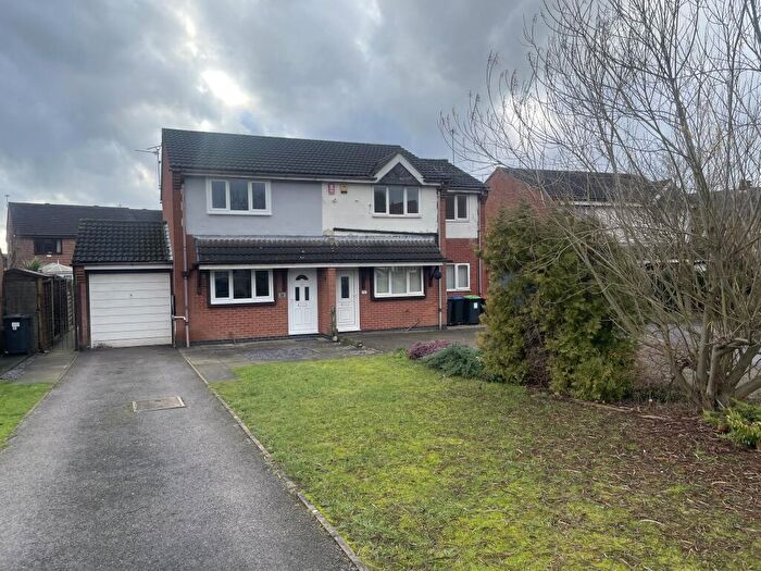 2 Bedroom House To Rent In Covert Close, Hucknall, NG15