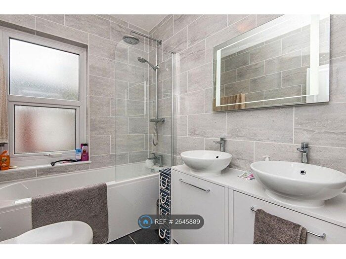 4 Bedroom Terraced House To Rent In Telford Road, Exeter, EX4