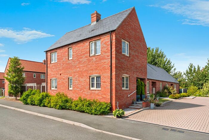 2 Bedroom End Terrace House For Sale In Gilberts Field, North Muskham, Newark, NG23