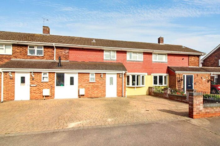 4 Bedroom House For Sale In Lay Road, Aylesbury, HP19