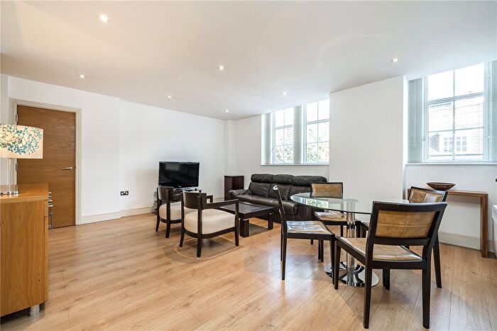 2 Bedroom Flat To Rent In Marsham Street, London, SW1P