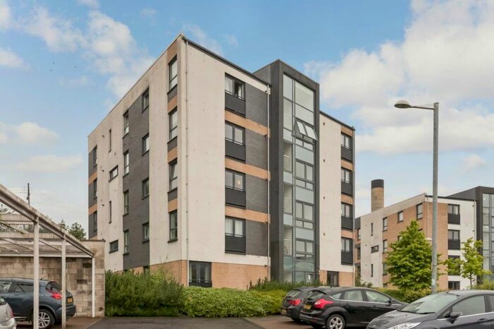 2 Bedroom Flat To Rent In Firpark Close, Dennistoun, Glasgow, G31