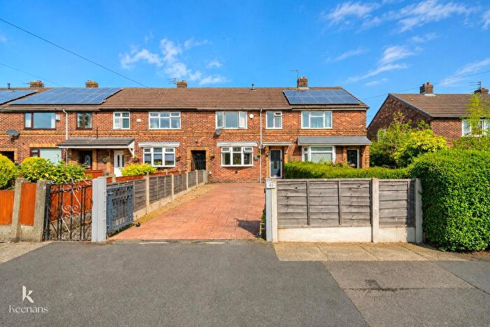 3 Bedroom Terraced House For Sale In Conway Avenue, Clifton, M27