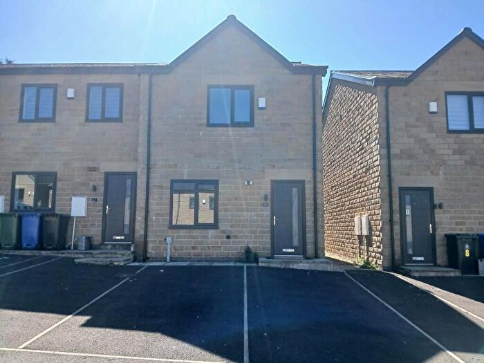 3 Bedroom End Of Terrace House To Rent In Spring Vale Mews, Rossendale (District Of), Lancashire, OL13