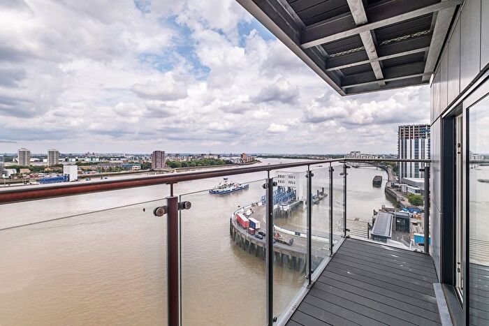 2 Bedroom Flat To Rent In Mast Quay, London, SE18