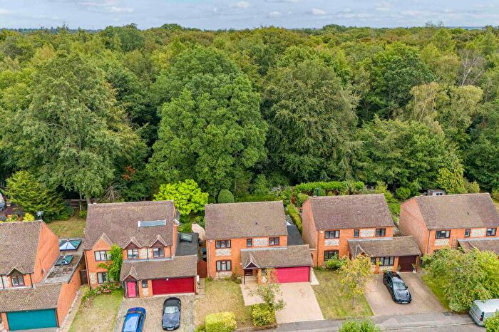 4 Bedroom Detached House For Sale In Burrows Close, Penn, HP10