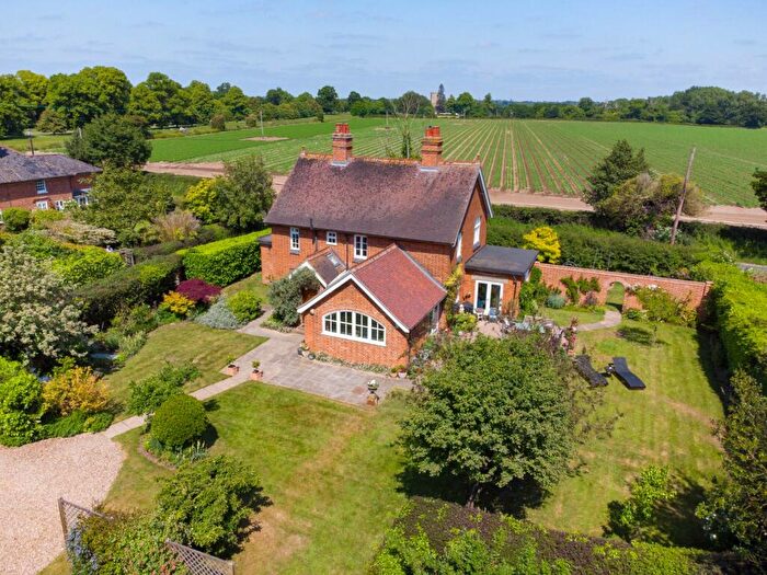 5 Bedroom Detached House For Sale In Period Home With -Bed Annexe, Woolverstone, Ipswich, Suffolk, IP9