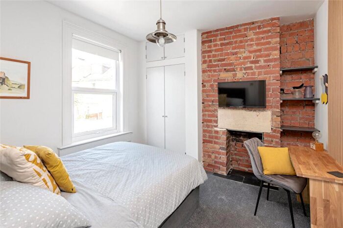 2 Bedroom Apartment To Rent In Moorland Road, Oldfield Park, Bath, BA2