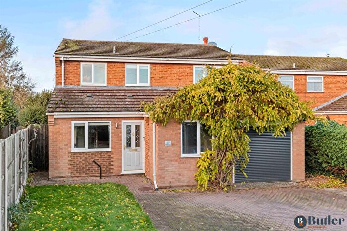 4 Bedroom Detached House For Sale In Burberry Road, Buckden, St. Neots, PE19