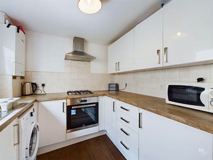 1 Bedroom Terraced House To Rent In Viaduct Road, Brighton, BN1
