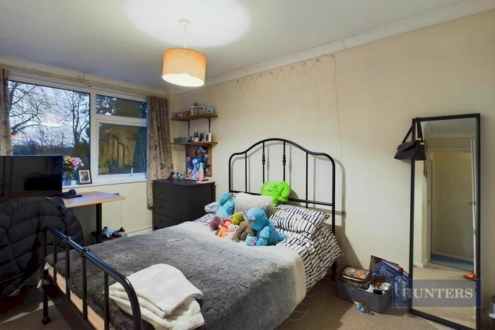 4 Bedroom Terraced House To Rent In Sparkford Close, Winchester, SO22