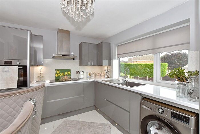 2 Bedroom Semi-Detached Bungalow For Sale In Park Way, Coxheath, Maidstone, Kent, ME17