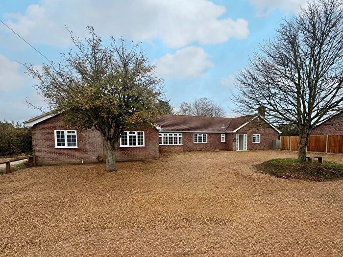 5 Bedroom Detached Bungalow To Rent In Main Road, Brookville, IP26