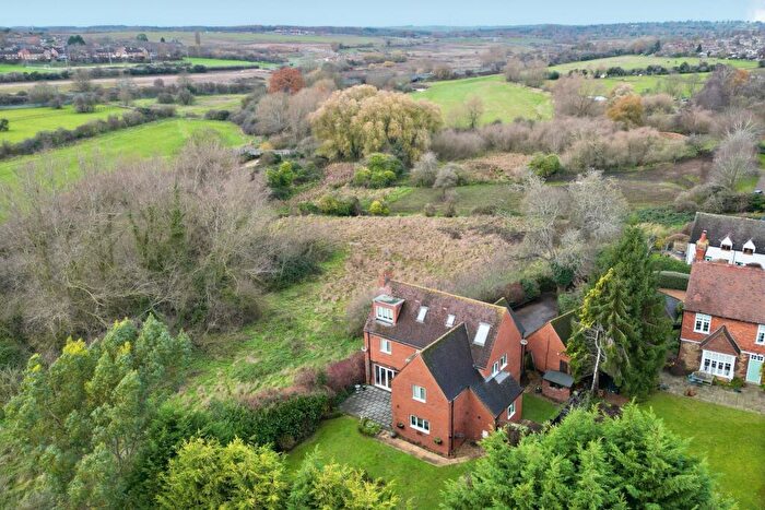 5 Bedroom Detached House For Sale In Green End, Northampton, NN2