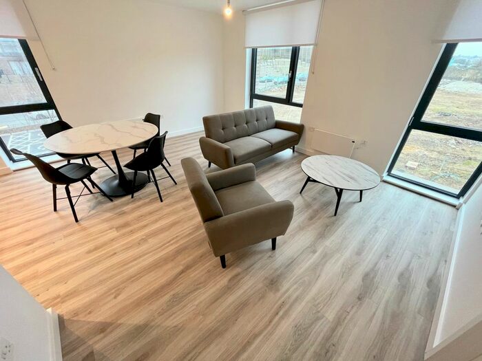 2 Bedroom Flat To Rent In Kimpton Road, Luton, LU2