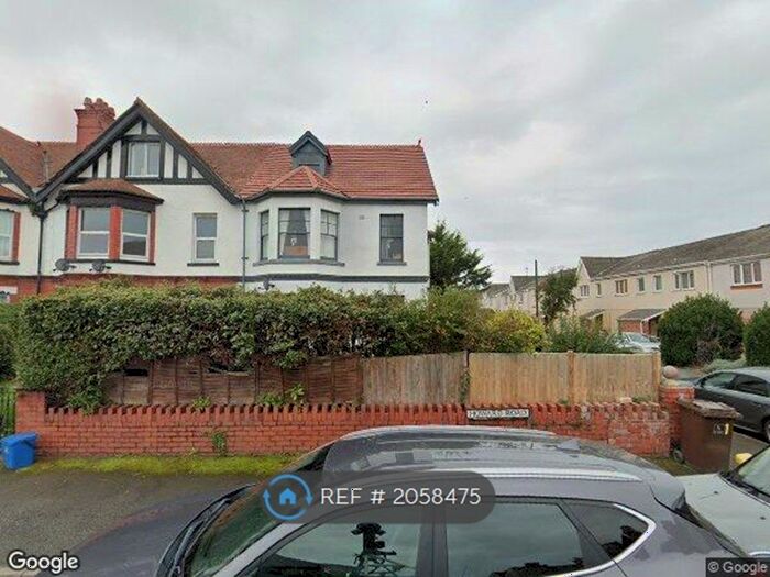 1 Bedroom Flat To Rent In Howard Road, Llandudno, LL30