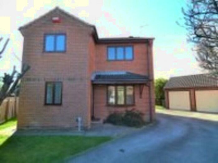 3 Bedroom Detached House To Rent In Highgrove Court, Doncaster, DN4